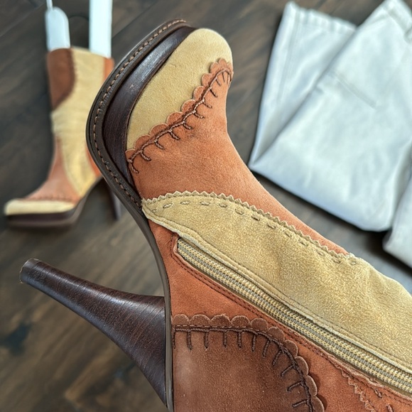 Vintage Vince Camuto Mid Calf Suede Patch Boots - Picture 8 of 16